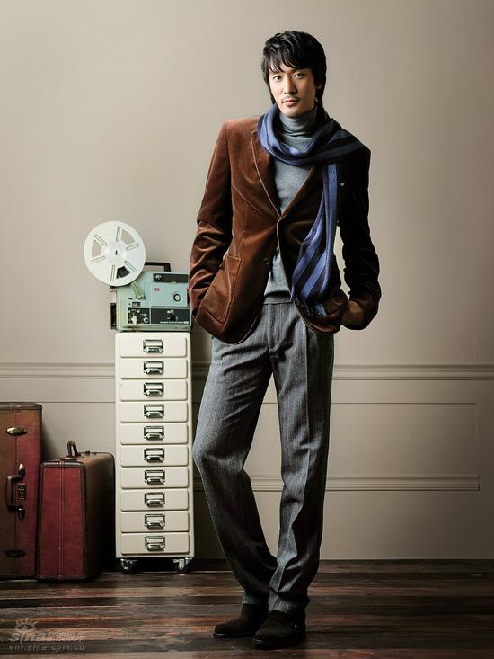  p data-id="gnvgle2cjz">金民俊1976年7月24日出生于韩国釜山,韩国