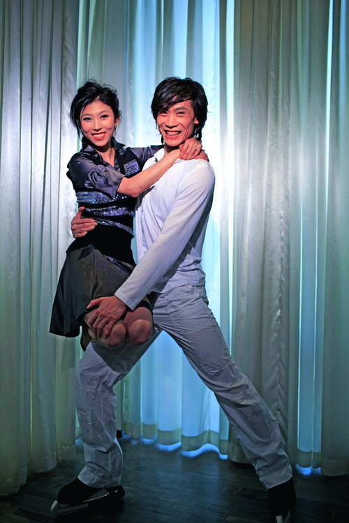 项目,与申雪/赵宏博和张丹/张昊一起师从于我国花样滑冰功勋教练姚滨