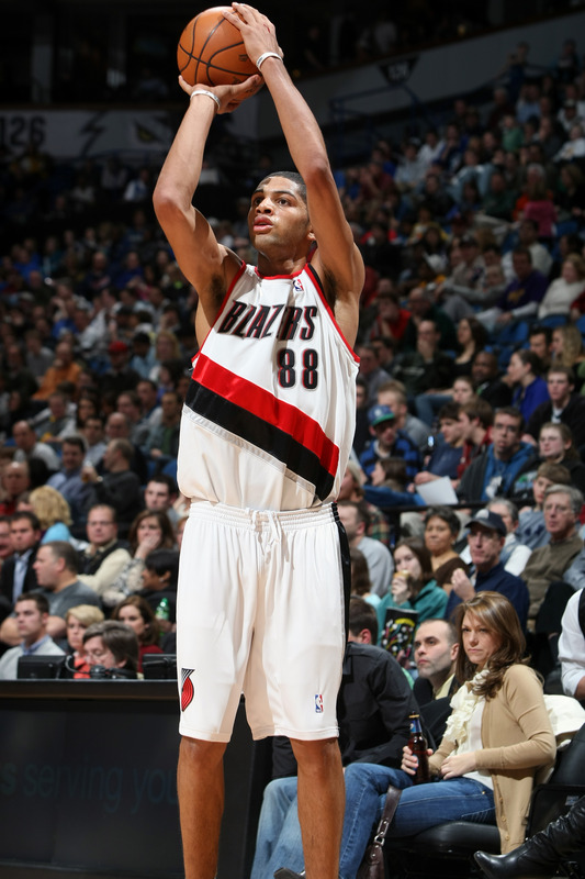  p>尼古拉斯·巴图姆(nicolas batum),1988年12月14日出生于 a target