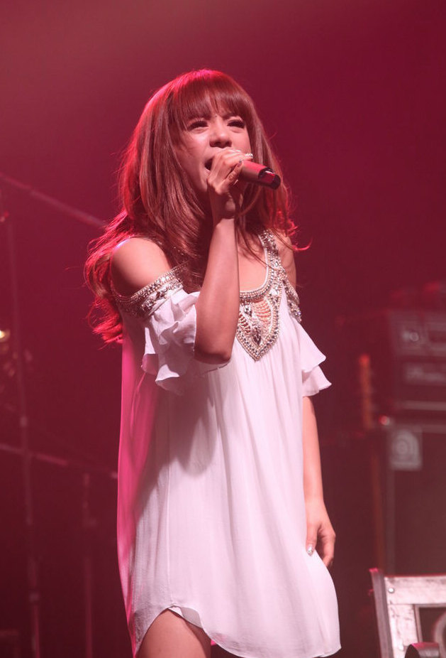 1982年4月17日出生于浙江省嘉兴市嘉善县,中国内地流行乐女歌手