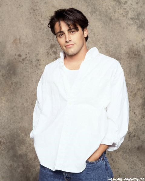  p>《乔伊》(英文: i>joey /i>)是一套由美国全国广播公司出品的电视