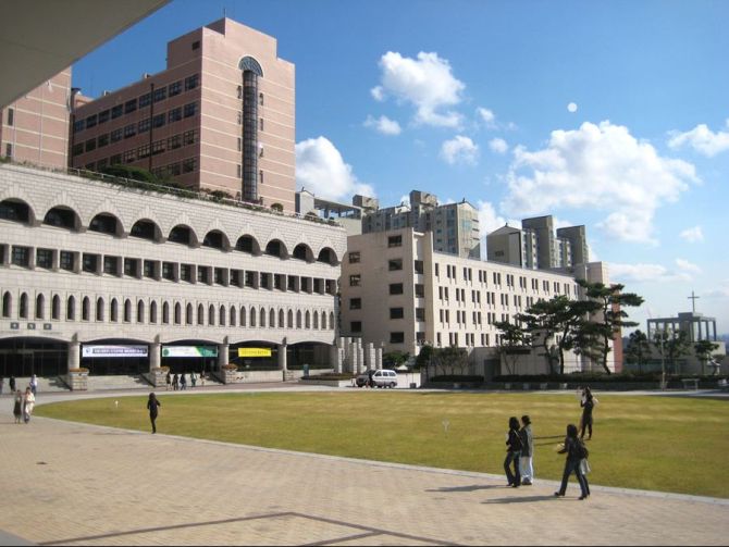  p> b>诚信女子大学 /b>( a href="#" data-lemmaid="257427">韩国语 