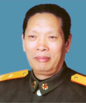  p data-id="gnbwzbe0bc">任之通将军,1947年出生, a target="_blank"