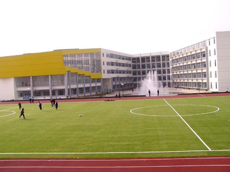 南京育英二外国语学校