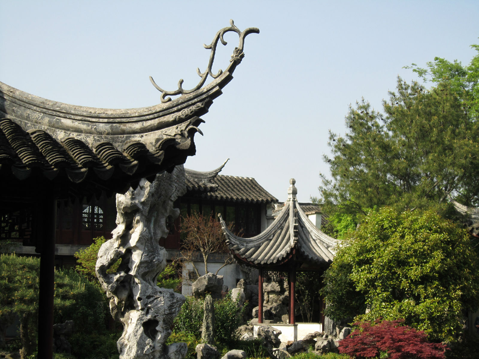  p>留园,是苏州古典园林,位于 a target="_blank" href="/item/苏州