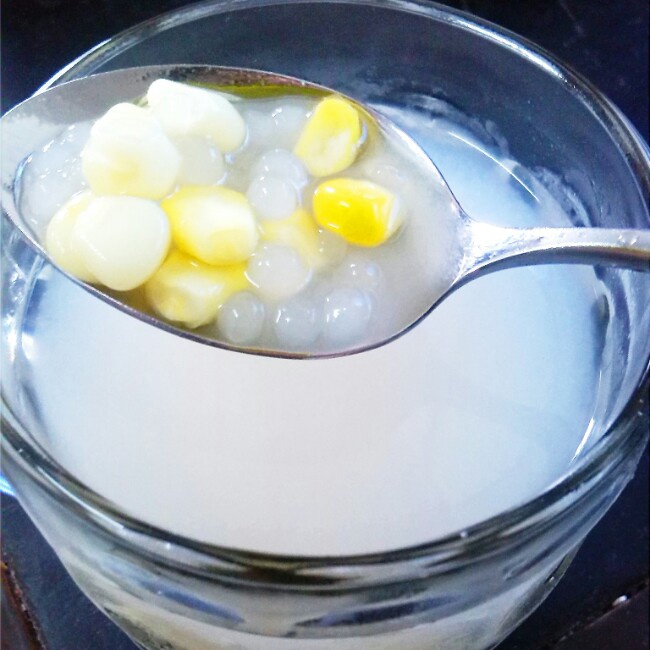 冰镇玉米糖水西米露