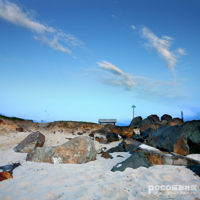  p data-id="gnwtqwf60t">中国白沙滩所以得名是因为细白如银的沙滩