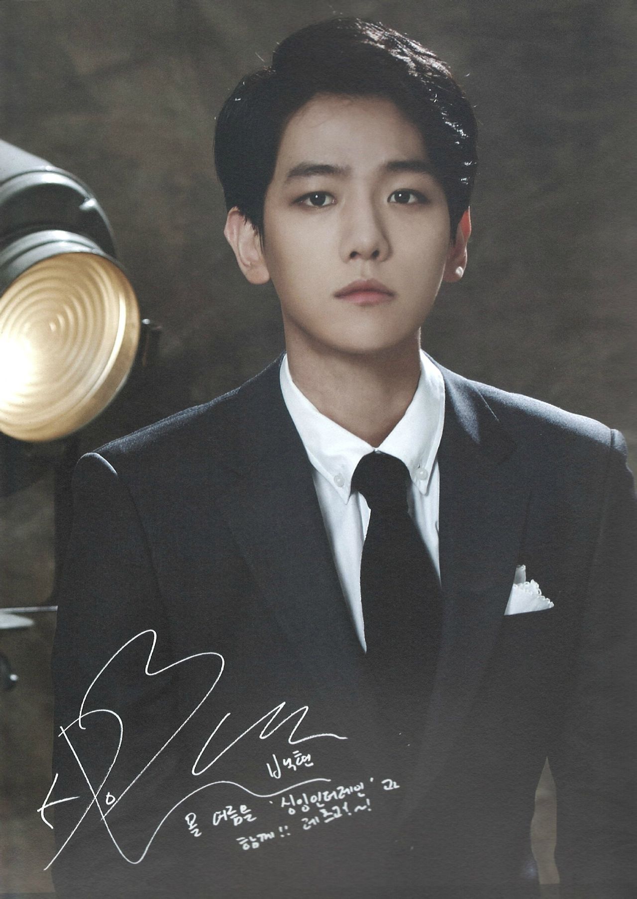  p>边伯贤,艺名baek hyun,1992年5月6日生于韩国京畿道富川市,韩国男