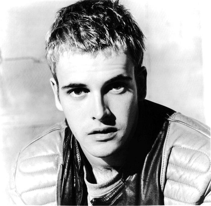  p> b>乔纳森·李·米勒 /b>(英文: b>jonathan lee miller /b>),昵称