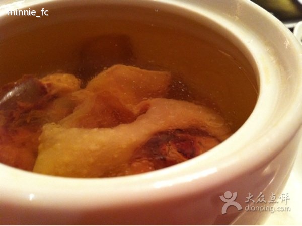 是一家沪菜馆,地址是北京市西城区金融大街7号