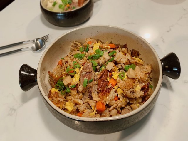 鸭肉炒饭