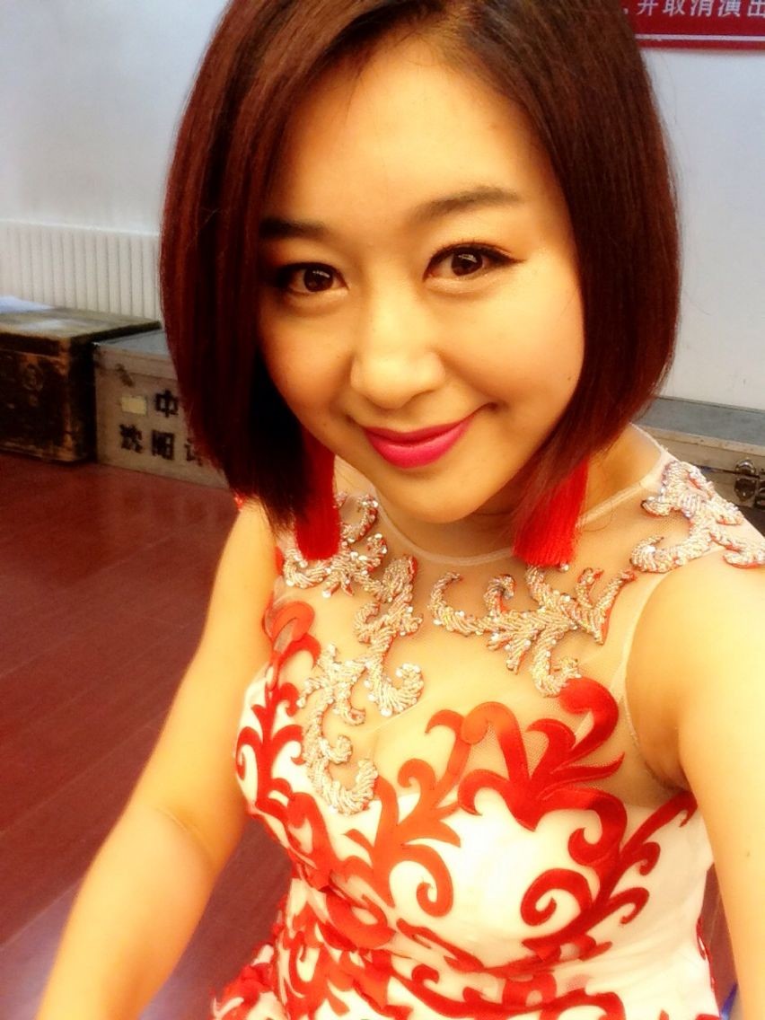 b型血,毕业学校于中央广播大学,爱好:跳舞,唱歌,看电影,喜欢的明星有 