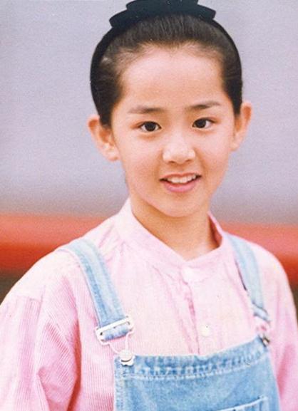  p> a target="_blank" href="/item/文瑾莹">文瑾莹 /a>,即文根英