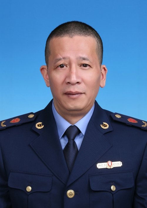  p>许华辉,现任玉环市市场监管局党委委员 span class="ref" data-ctr