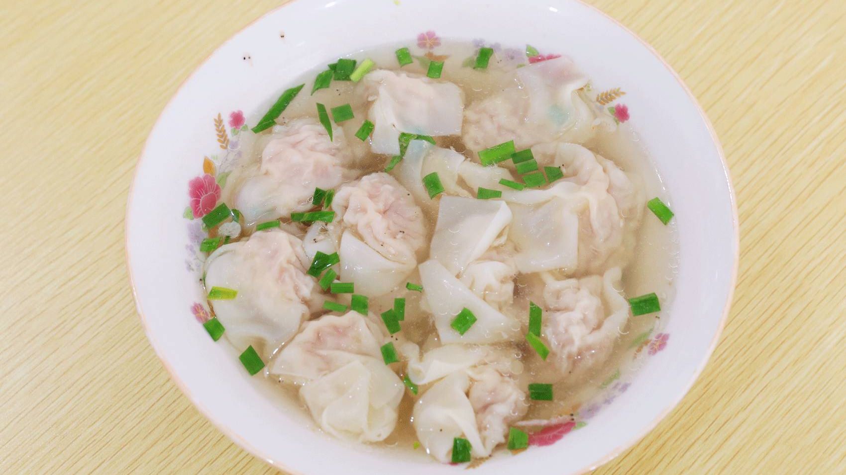 香菜肉馅大馄饨