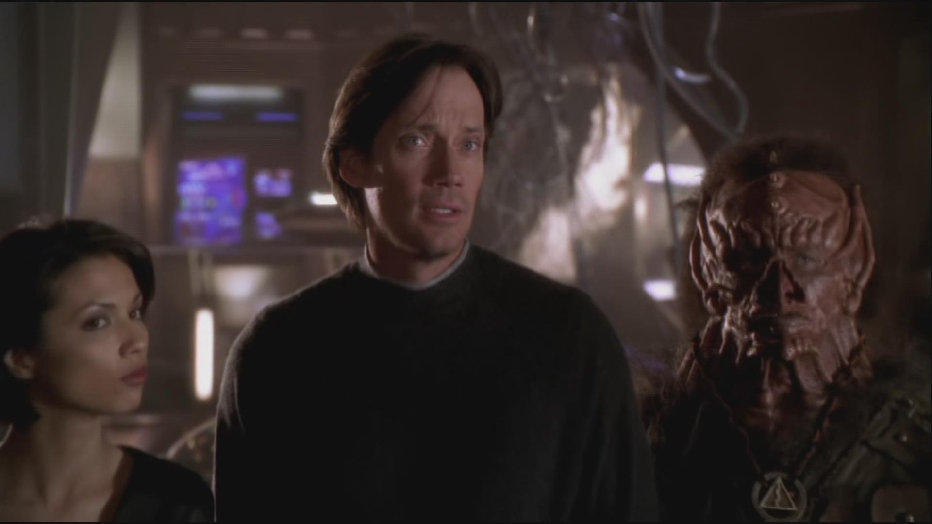 罗登贝瑞执导的电视剧,由凯文·索伯,莱克莎·多伊格等人主演