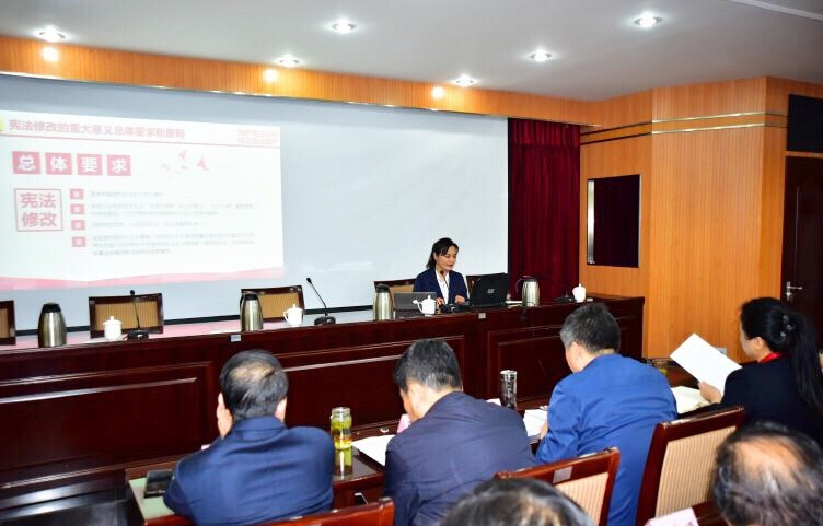  p>罗婷婷,女,国浩律师(北京)事务所律师 /p>