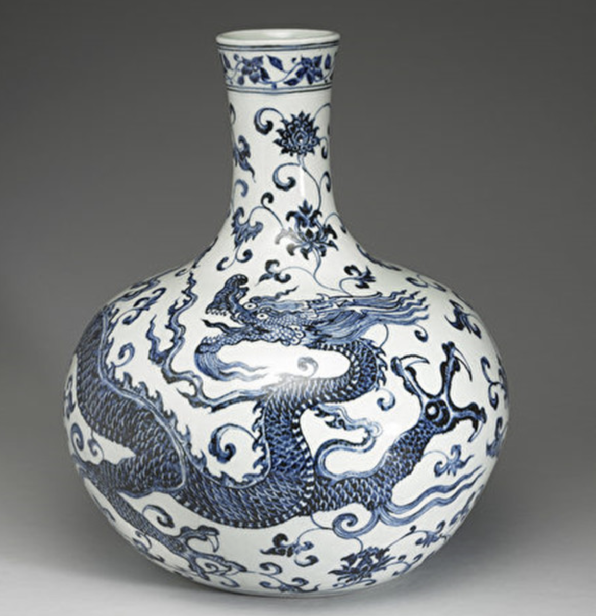 明永乐青花瓷 工艺精湛 融合伊斯兰因素 百科ta说