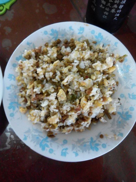 酸豇豆炒饭