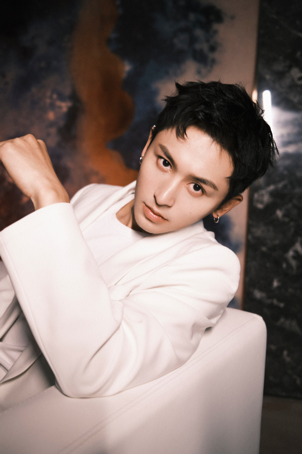  p>张哲瀚,1991年5月11日出生于江西省新余市,中国内地影视男演员