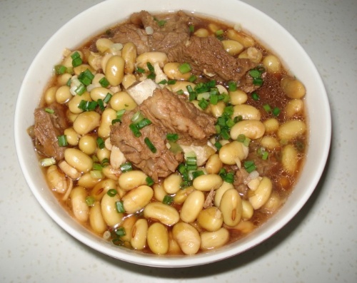 黄豆排骨煲