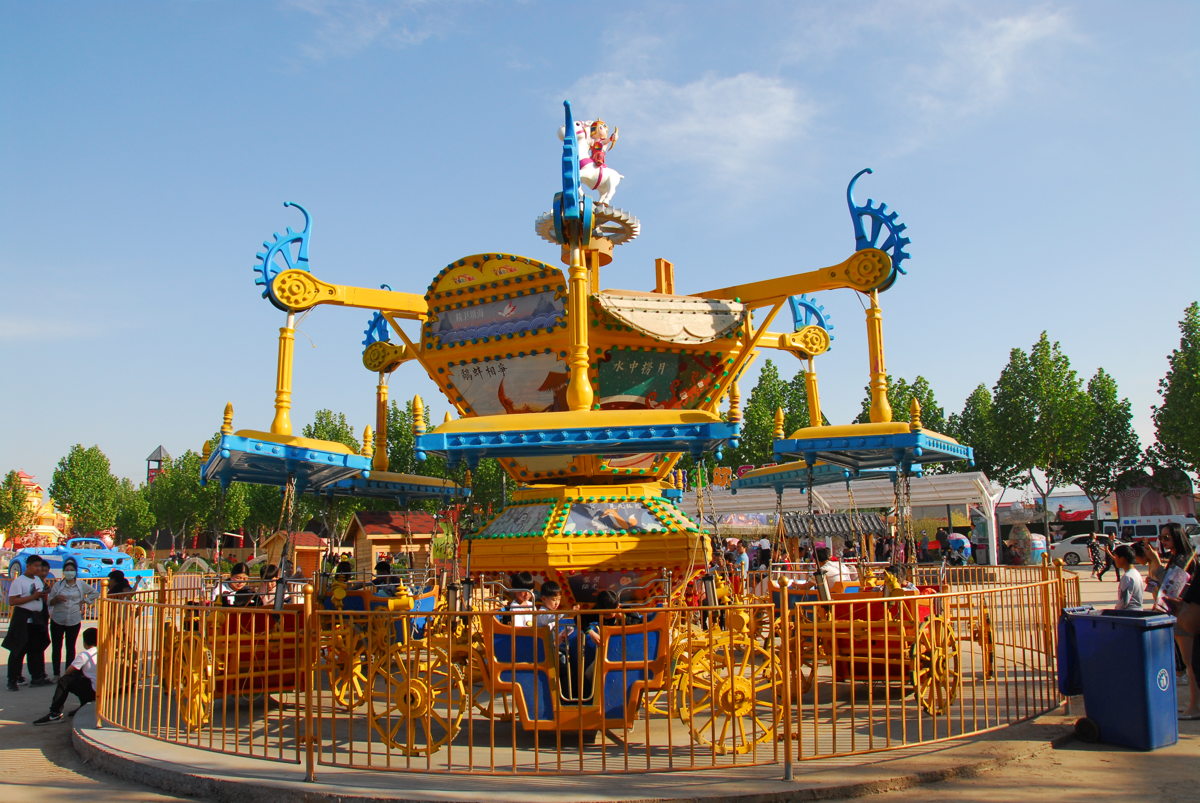  p data-id="gnbil4euv2">赵王欢乐城位于邯郸市广平县东湖公园南侧.