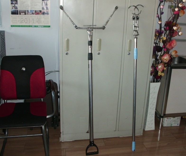  p>保安器材是指用于保安人员用于自卫的小型武器,用于制止犯罪分子