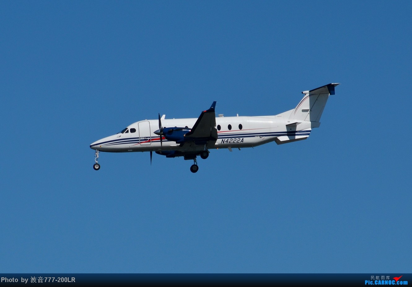 雷神飞机 /a>公司下属的比奇飞机公司(现豪客·比奇飞机公司)研发生产