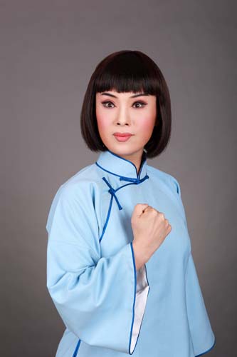  p data-id="gnwksjmged">王丽京,女,1976年2月出生,北京人,评剧旦角