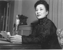宋美龄生平照