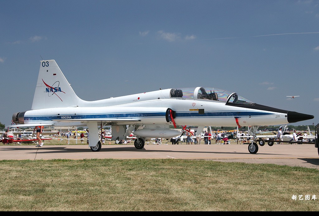 t-38"禽爪"(talon)双座双发超音速中级教练机