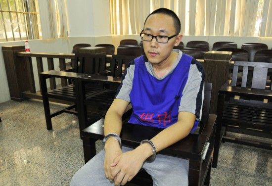  p data-id="go0974dee9">敖翔,男,东莞理工学院大四学生.