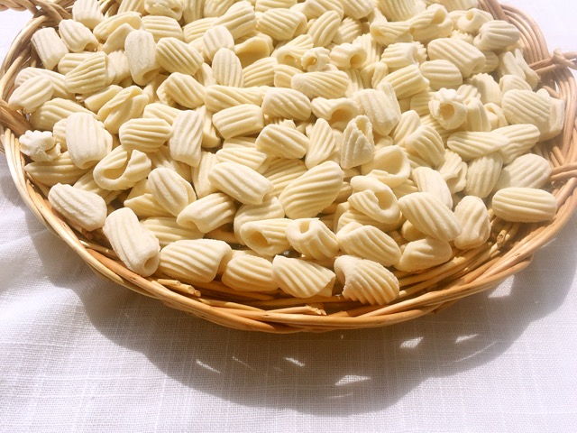  p>麻食(麻什),原称作"秃秃麻什"或"秃秃麻失"等,其历史已经有近千年