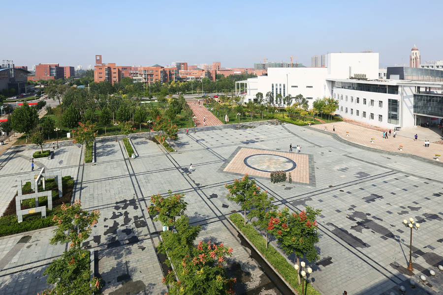  p>天津理工大学( i>tianjin university of technology /i>),位于 a