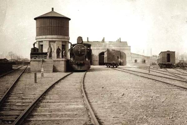  p>陇海铁路(lanzhou-lianyungang railway),简称陇海线,始建于1904年