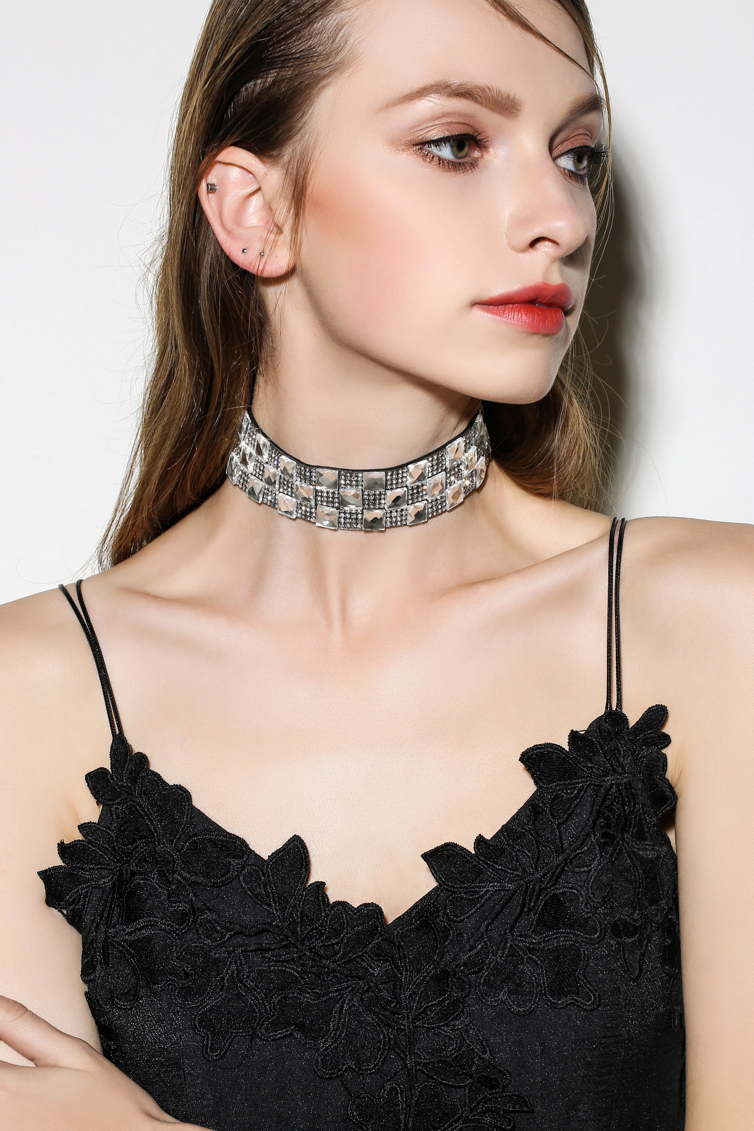 92n">项圈(全称 a target="_blank" href="/item/贴颈项链/20406401"