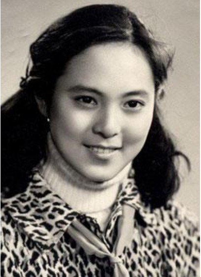  p>张芝华,1958年10月19日出生于上海市虹口区,中国内地女演员.