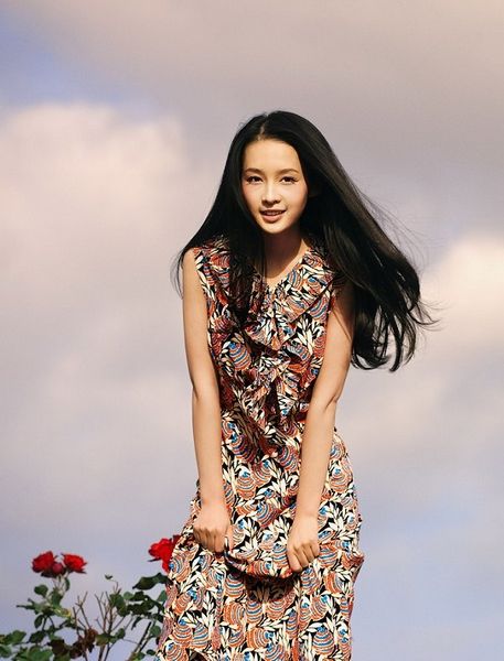 1990年9月27日出生于江苏省苏州市昆山市巴城镇,中国内地影视女演员