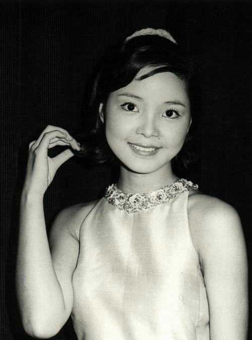  p>邓丽君(1953年1月29日-1995年5月8日),出生于中国台湾省云林县褒忠