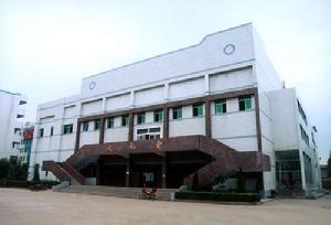 天门市岳口高级中学