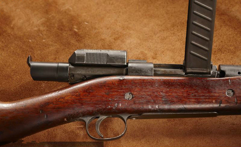 的 a target="_blank" href="/item/斯普林菲尔德m1903步枪/7261995"