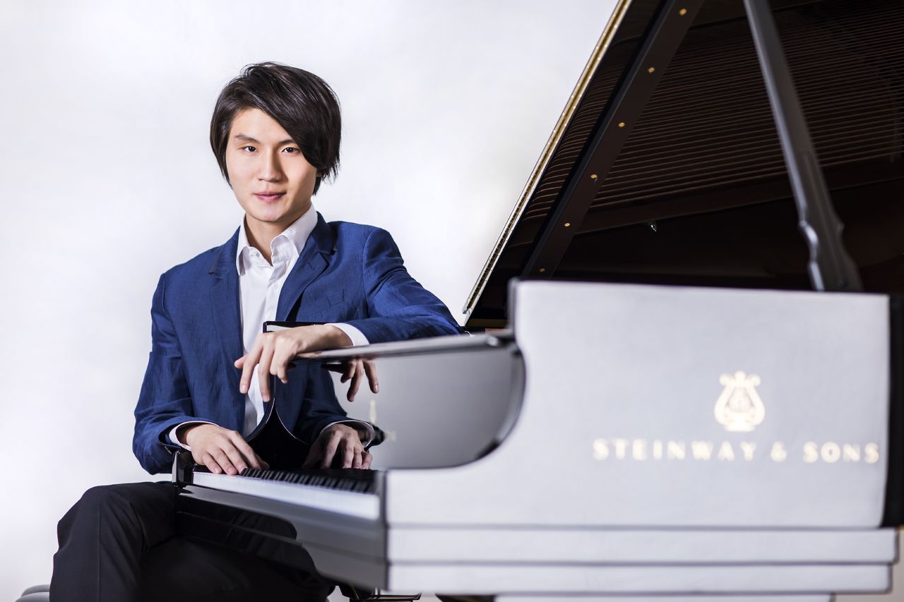  p>张胜量(1997-),福建厦门人, a target="_blank" href="/item/钢琴