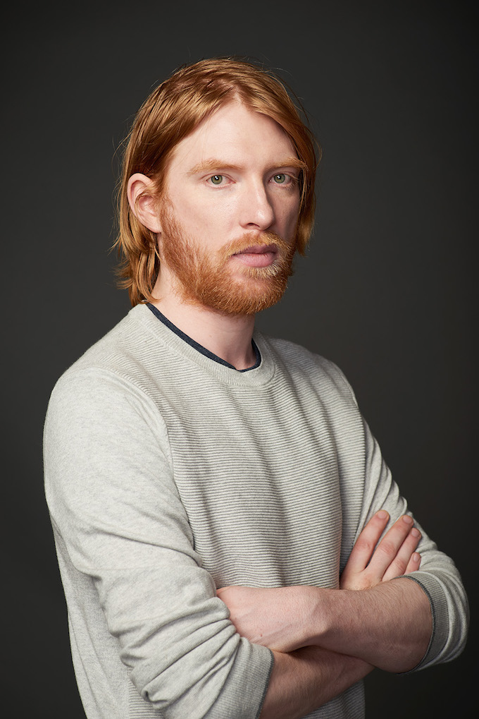  p>多姆纳尔·格里森(domhnall gleeson),1983年5月12日出生于爱尔兰