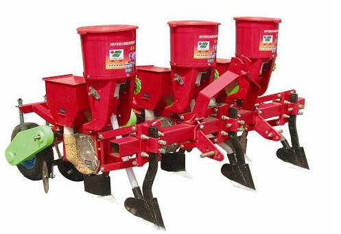  p> b>免耕播种机 /b>就是种使用机械代替原来的人工播种,施肥,耕地等