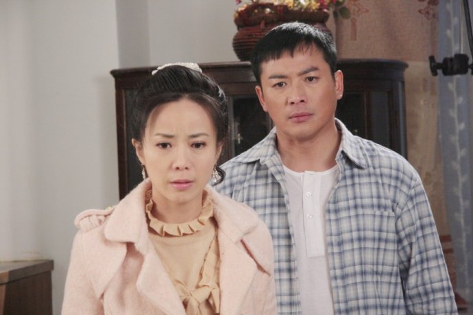  p>《团圆》是香港tvb2010年出品的一部围绕亲情的商业斗争时装剧,由 