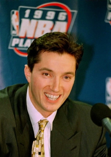  p>托尼·库科奇(toni kukoc),1968年9月18日出生于 a target="_blank