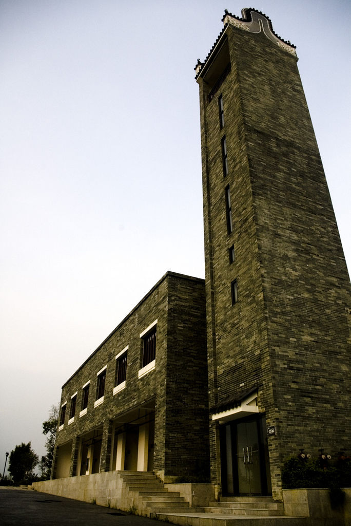 景福围局纪念亭