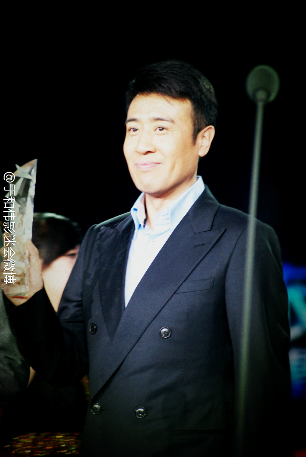  p>于和伟,1971年5月4日出生于辽宁省抚顺市东洲区,中国内地影视男