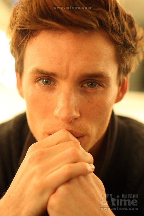  p>埃迪·雷德梅恩 i>(eddie redmayne) /i>,1982年1月6日出生于英国