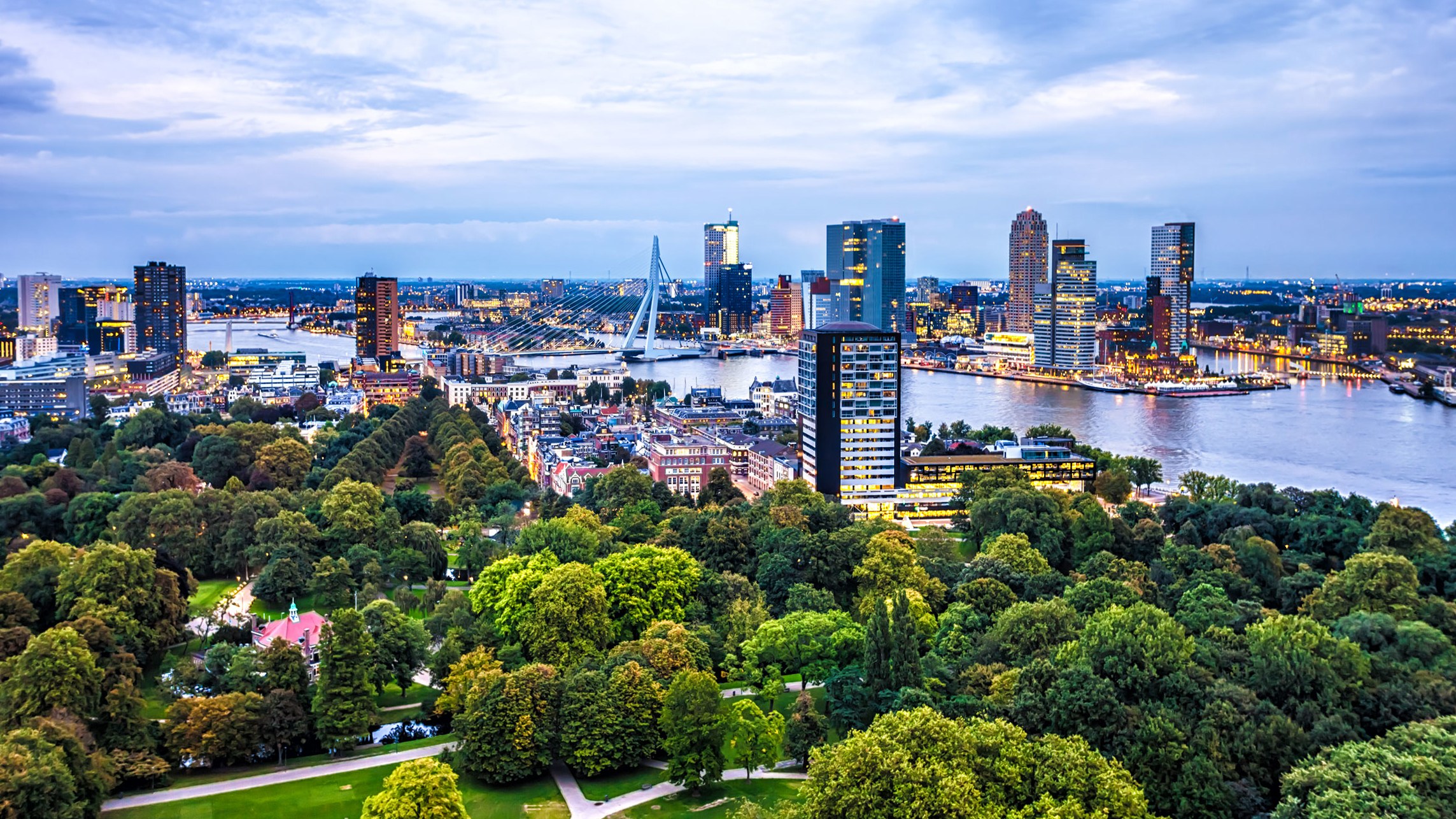  p data-id="gntao0ioom">伊拉斯姆斯大学,全称鹿特丹伊拉斯姆斯大学